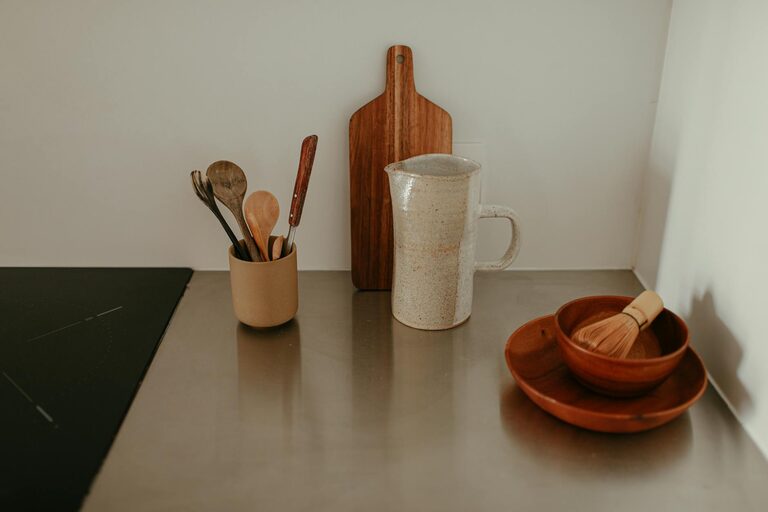 Essential Tools Every Small Kitchen Needs for Maximum Efficiency